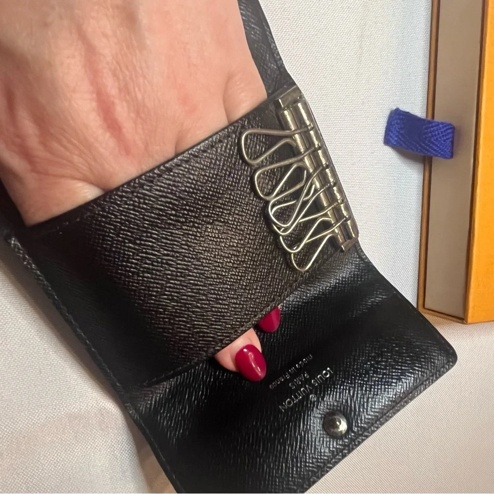 Louis Vuitton Key Holder Damier Ebene Graphite BLACK/GREY 100% Authentic - Picture 10 of 14
